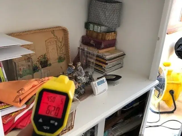 Contr&ocirc;le de la temp&eacute;rature au c&oelig;ur d'un matelas pendant un traitement thermique contre les punaises de lit